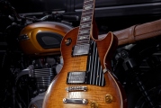 1 Triumph Gibson 1959 Legends Bonneville T120 (3)