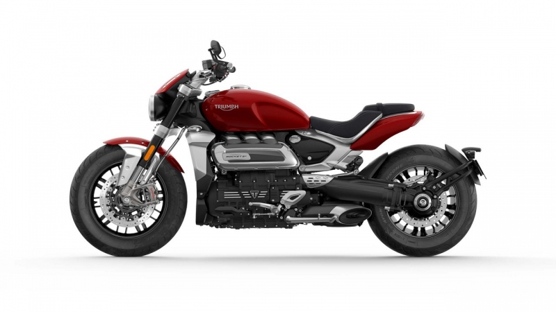 Triumph Rocket 3 R a GT: nejsilnější cruiser - 41 - 1 Triumph Rocket 3 R (23)