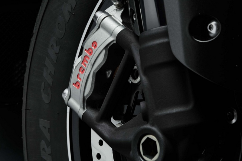 Triumph Rocket 3 TFC: limitovaná edice - 23 - 2 Triumph Rocket 3 TFC 2019 (25)
