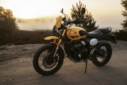 1 Triumph Scrambler 400 XC (3)