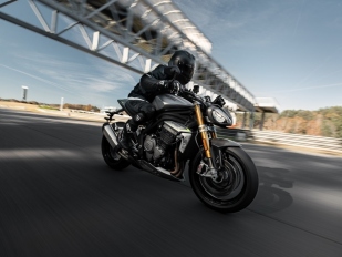 Triumph Speed Triple 1200 RS: špičková elektronická výbava