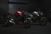 1 Triumph Street Triple 2023 (2)