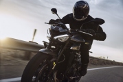 1 Triumph Street Triple R 2023 (1)