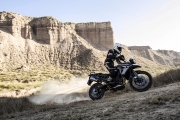 1 Triumph Tiger 800 XC06