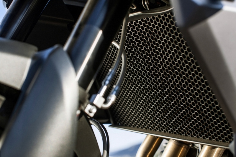 Triumph Tiger 800 XC/XCx: off-road mám rád - 11 - 2 Triumph Tiger 800 XC12