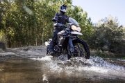 1 Triumph Tiger 800 XCx05