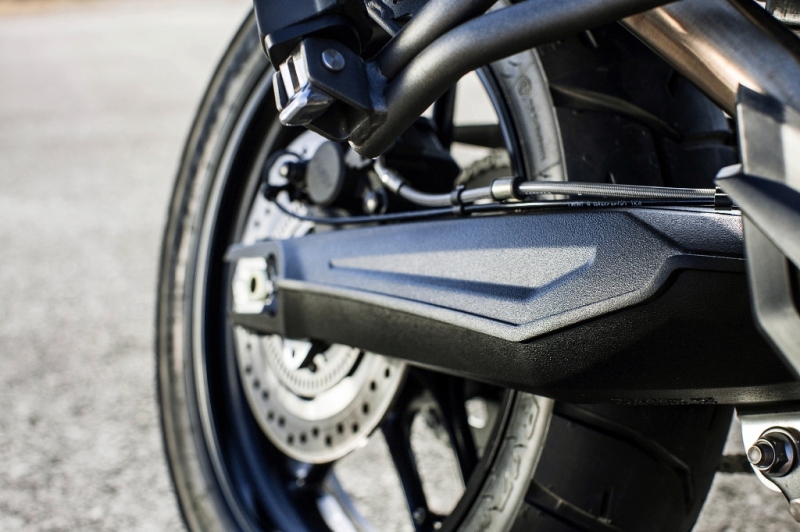 Triumph Tiger 800 XR/XRx 2015: anglický cestovatel - 9 - 1 Triumph Tiger 800 XR08
