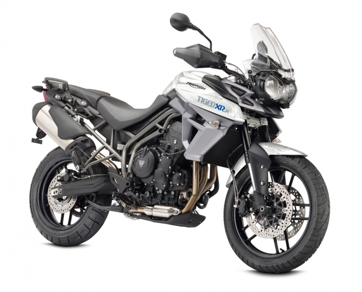 Triumph Tiger 800 XR/XRx 2015: anglický cestovatel - 26 - 1 Triumph Tiger 800 XRx03
