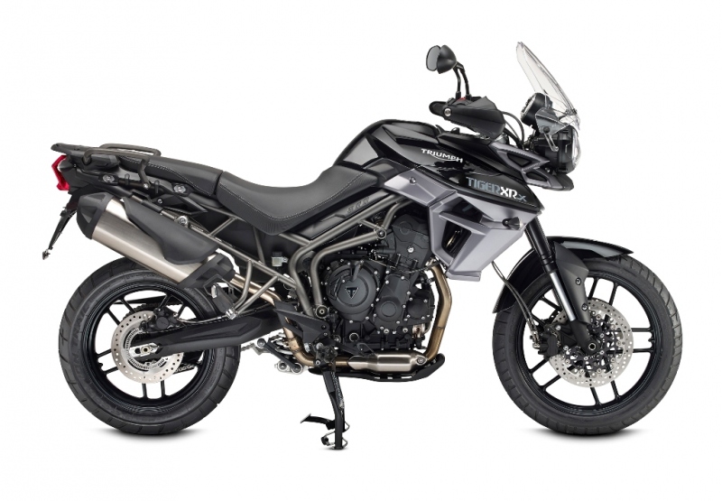 Triumph Tiger 800 XR/XRx 2015: anglický cestovatel - 27 - 1 Triumph Tiger 800 XRx04