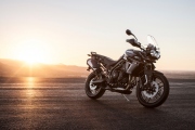 2 Triumph Tiger 800 XRx16