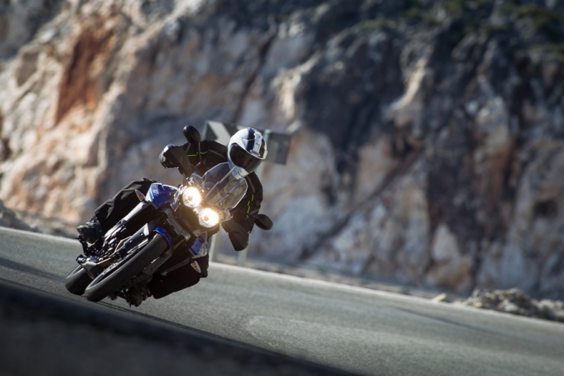 Triumph Tiger 800 XR/XRx 2015: anglický cestovatel - 21 - 2 Triumph Tiger 800 XRx20