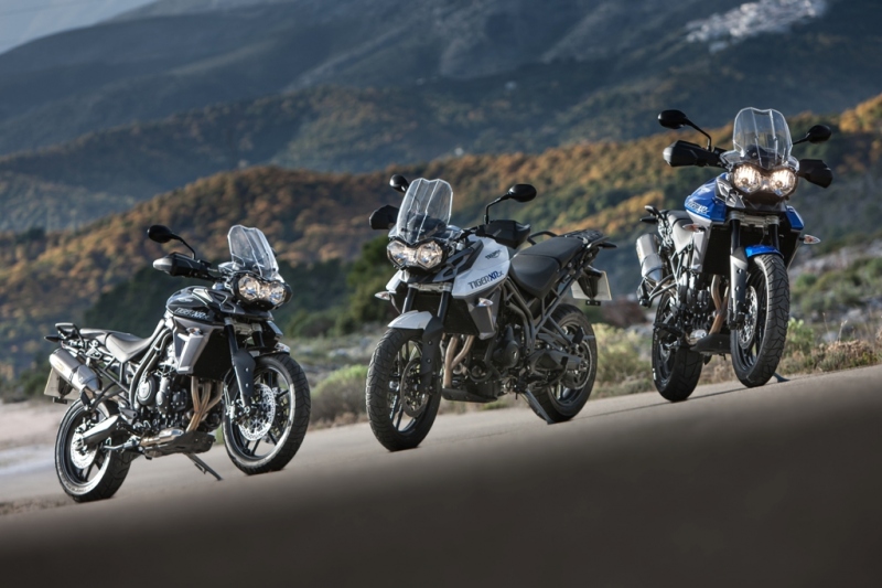 Triumph Tiger 800 XR/XRx 2015: anglický cestovatel - 24 - 1 Triumph Tiger 800 XRx01