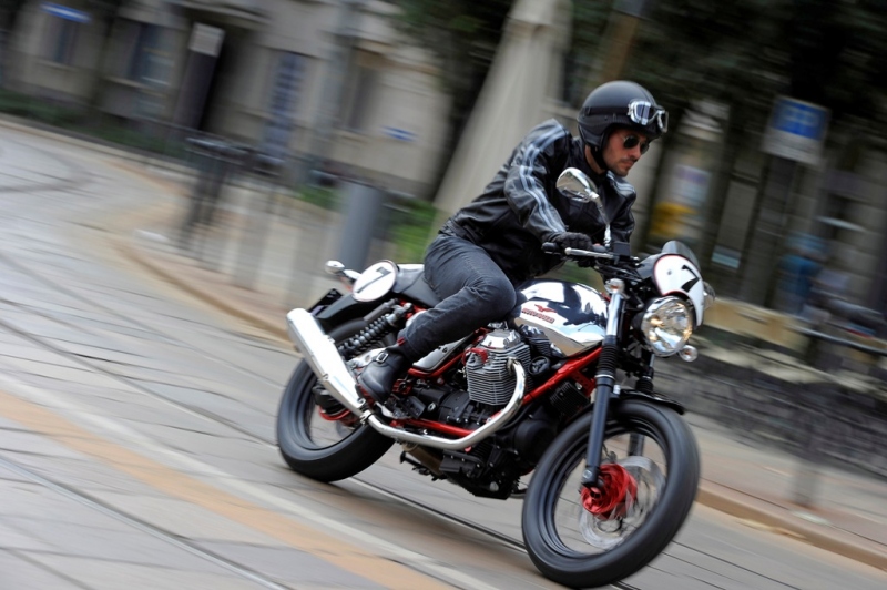 Moto Guzzi V7 Racer: limitovaná edice - 3 - V7RACER04