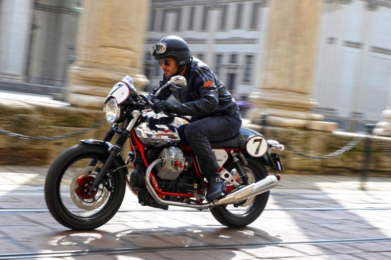 Moto Guzzi V7 Racer: limitovaná edice - 7 - V7RACER08