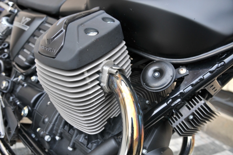Test Moto Guzzi V7 Stone  - 3 - V7stone V7stone04