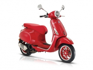Vespa Primavera RED 2024: s charitativní podporou