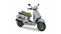 1 Vespa Edizione Ottantesimo (12)
