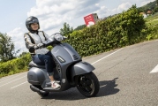 1 Vespa GTS 300 HPE Supersport test (16)