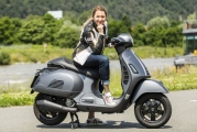 1 Vespa GTS 300 HPE Supersport test (18)