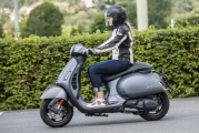 1 Vespa GTS 300 HPE Supersport test (3)