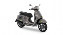 1 Vespa GTS SuperTech 2023 (3)