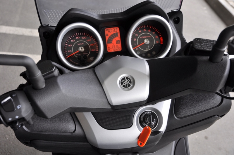 Test Yamaha X-Max 250 - 6 - XMAX07