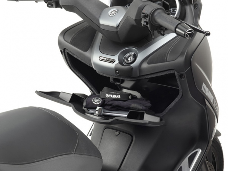 Yamaha X-Max 125 MOMODesign - 5 - XMax 125 MOMODESIGN XMax MOMODESIGN6