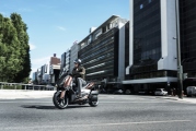 1 X Max 300 2017 Yamaha03