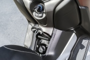 3 X Max 300 2017 Yamaha25