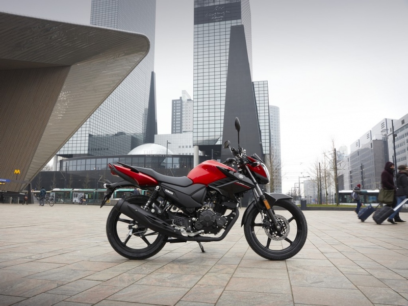 Yamaha YS125: lehký motocykl do města - 11 - 1 YS125 Yamaha8