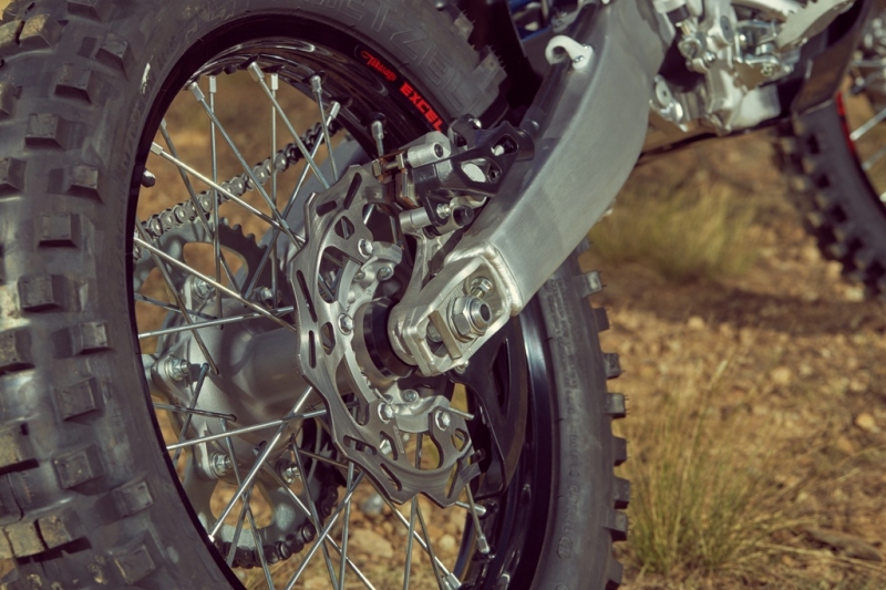 Yamaha WR 450 F 2016: soutěžní enduro - 30 - 2 Yamaha 2016 WR 450 F20