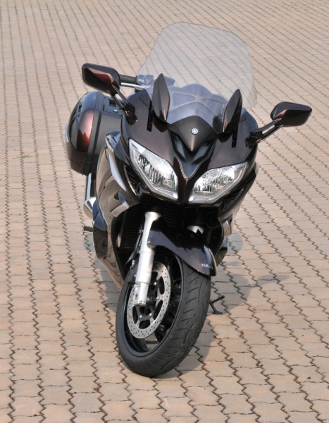 Test Yamaha FJR 1300A: cestovní klasika - 1 - FJR 1300A Yamaha FJR 1300A 201302