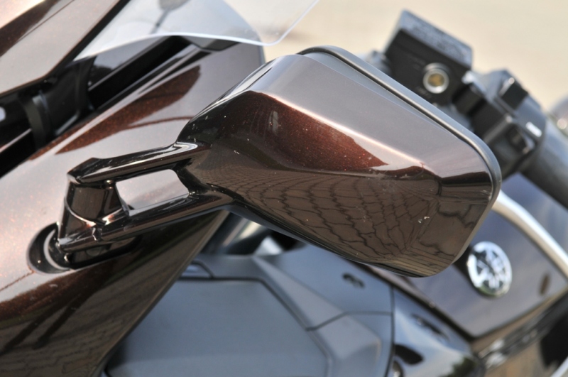Test Yamaha FJR 1300A: cestovní klasika - 7 - FJR 1300A Yamaha FJR 1300A 201309