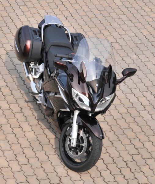 Test Yamaha FJR 1300A: cestovní klasika - 17 - FJR 1300A Yamaha FJR 1300A 201326