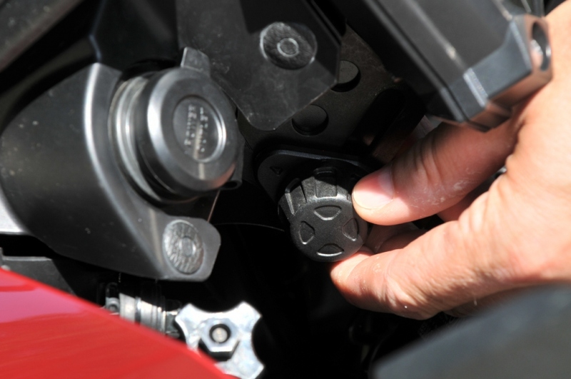 Test Yamaha MT-09 Tracer: tříválcový multitalent - 30 - 2 Yamaha MT-09 Tracer 2015 test22