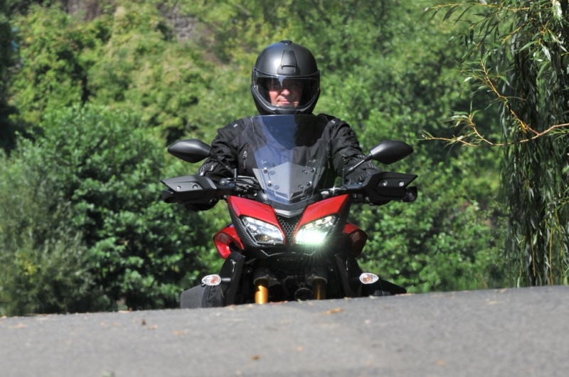 Test Yamaha MT-09 Tracer: tříválcový multitalent - 7 - 2 Yamaha MT-09 Tracer 2015 test26