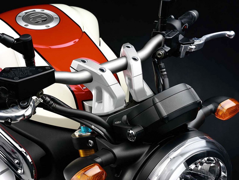 Yamaha MT-01 SP: speciální edice - 7 - Yamaha_MT_01_SP_2009_11