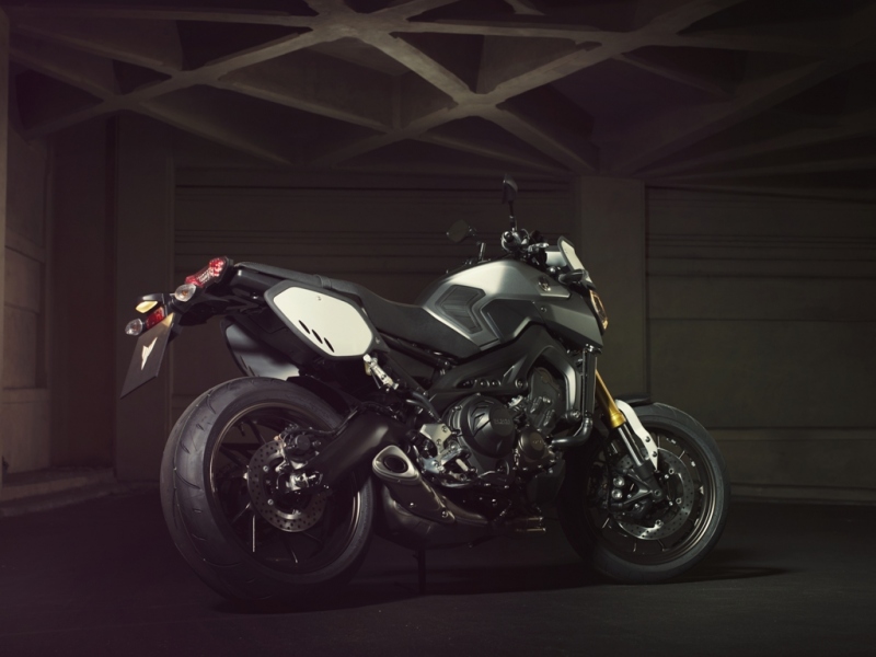 Yamaha MT-09 Street Tracker - 16 - Yamaha MT-09 Street Tracker Yamaha MT 09 Street Tracker0118