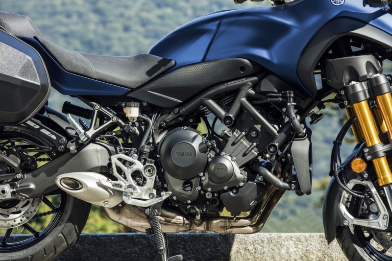Yamaha Niken GT: cestovní tříkolka - 11 - 1 Yamaha Niken GT (19)