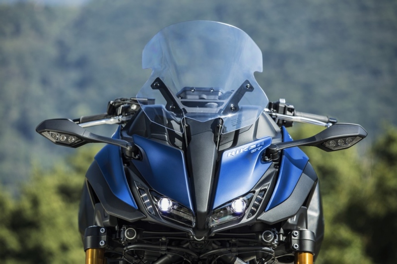 Yamaha Niken GT: cestovní tříkolka - 7 - 1 Yamaha Niken GT (4)