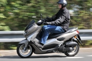 2 Yamaha Nmax 2015 test28