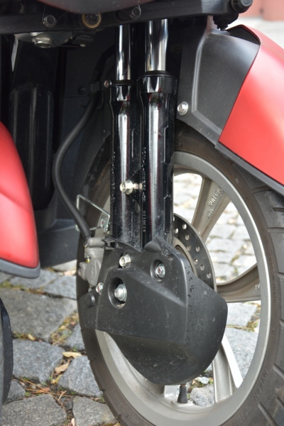 Test Yamaha Tricity: trojnásobná jistota - 24 - 1 Yamaha Tricity 2015 test08