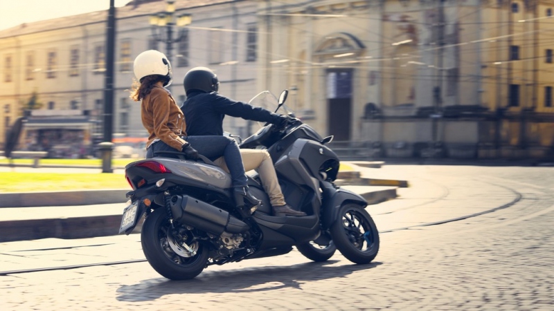 Yamaha Tricity 300: nezaměnitelný městský styl - 8 - 1 Yamaha Tricity 300 (17)