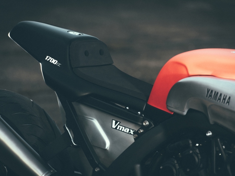 Yamaha Vmax Infrared 2015: výroční edice - 2 - 1 Yamaha Vmax Infrared03