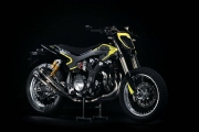1 Yamaha XJR 1300 Mia Flat Track Rossi (4)