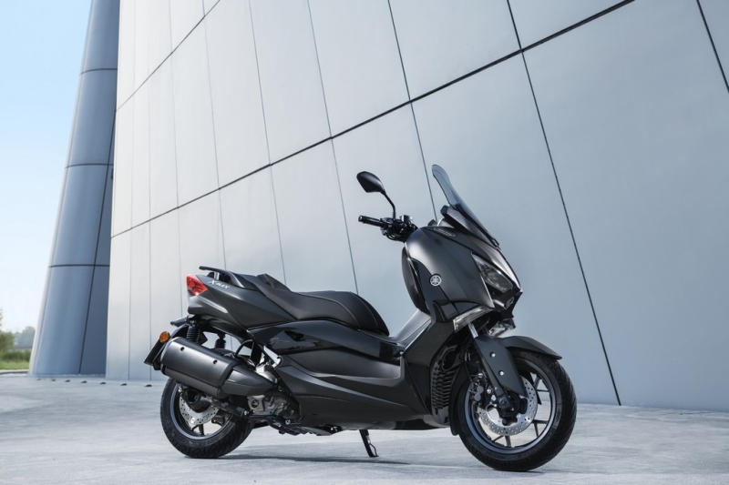 Yamaha XMAX Iron Max: speciální edice - 13 - 1 Yamaha XMAX Iron MAX (1)
