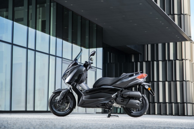 Yamaha XMAX Iron Max: speciální edice - 3 - 1 Yamaha XMAX Iron MAX (14)