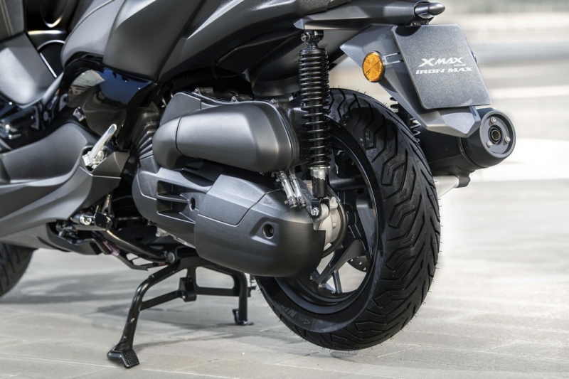 Yamaha XMAX Iron Max: speciální edice - 8 - 1 Yamaha XMAX Iron MAX (9)