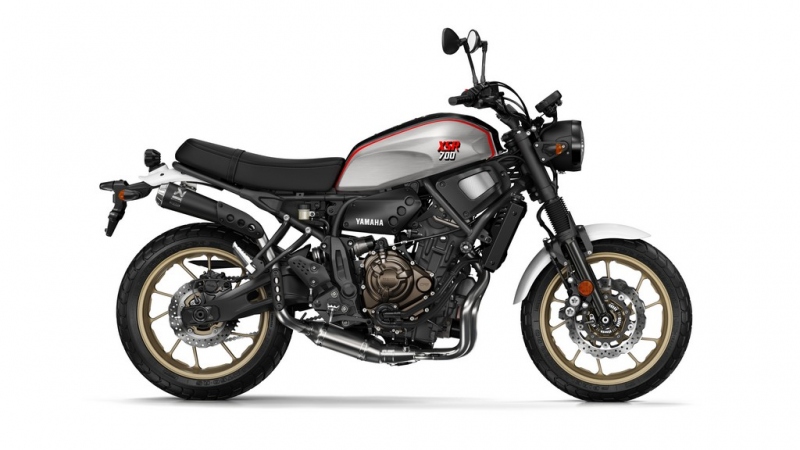 Yamaha XSR700 XTribute: retro i moderna - 17 - 1 Yamaha XSR 700 XTribute (18)