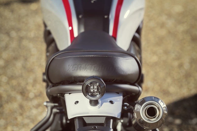 Yamaha XSR700 XTribute: retro i moderna - 9 - 1 Yamaha XSR 700 XTribute (1)